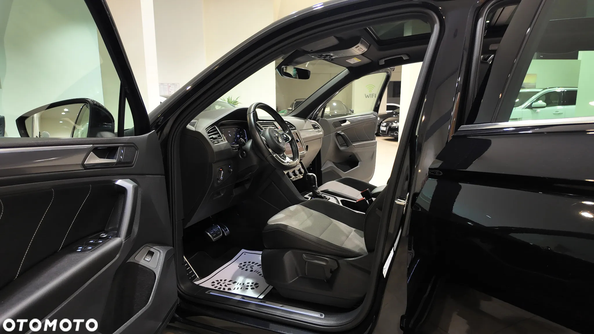 Volkswagen Tiguan 2.0 TDI SCR DSG R-Line - 22