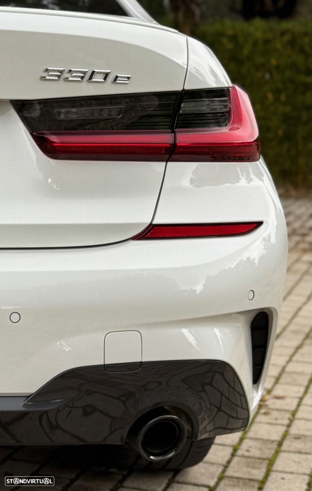 BMW 330 e Pack M Auto - 11