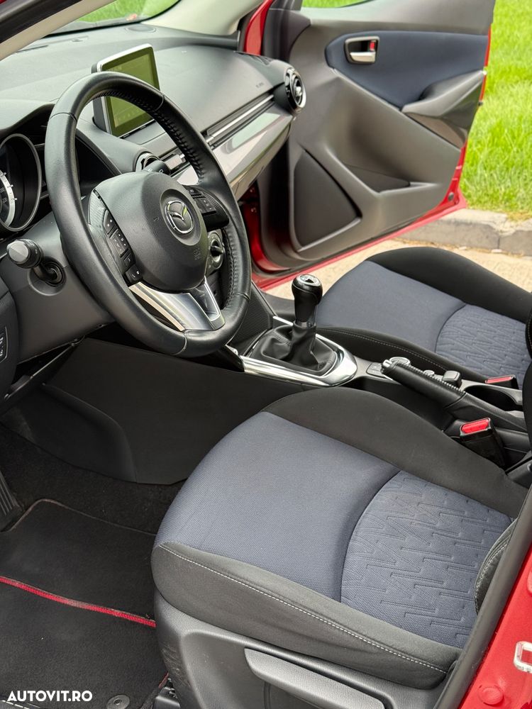 Mazda 2 - 16