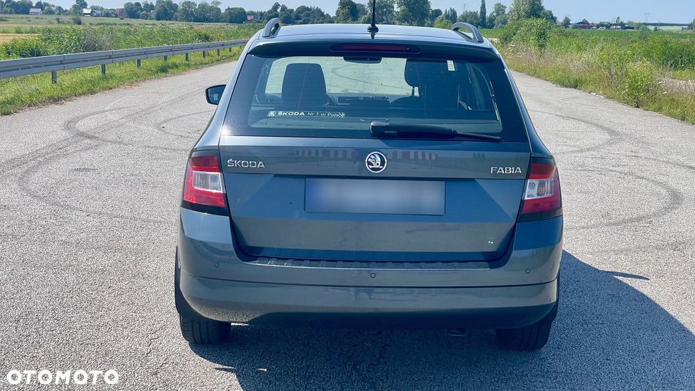 Skoda Fabia 1.0 TSI Style - 11