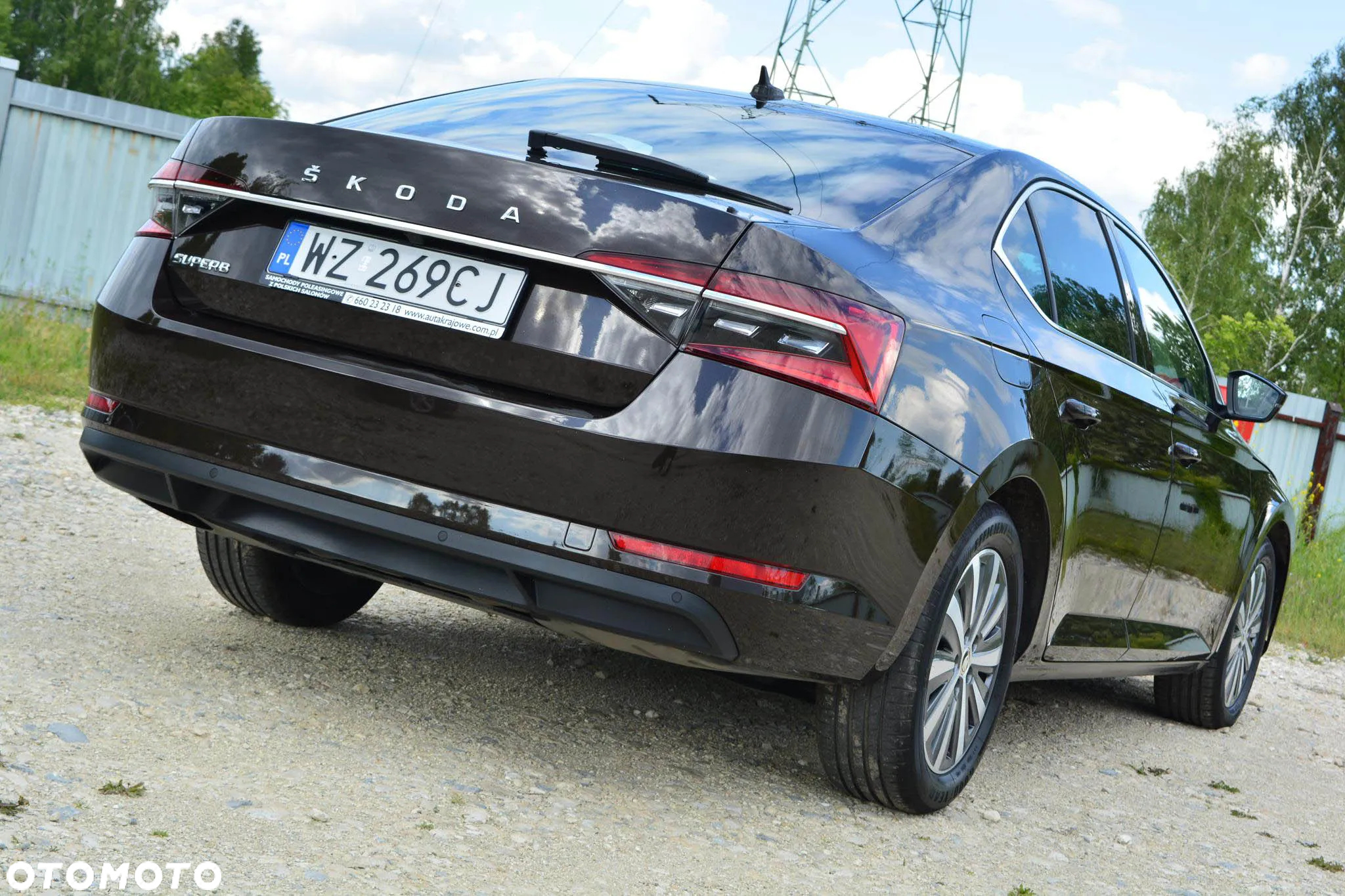 Skoda Superb 2.0 TDI SCR Style DSG - 4