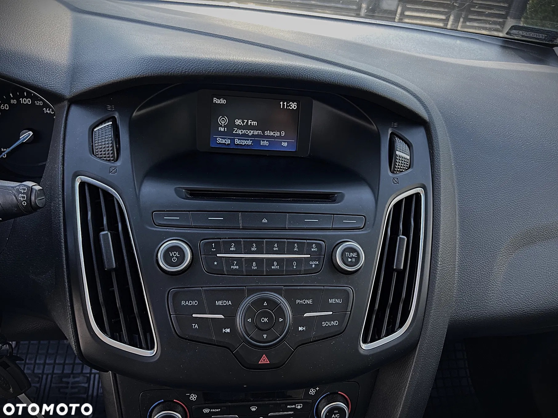 Ford Focus 1.5 EcoBoost Trend ASS - 16