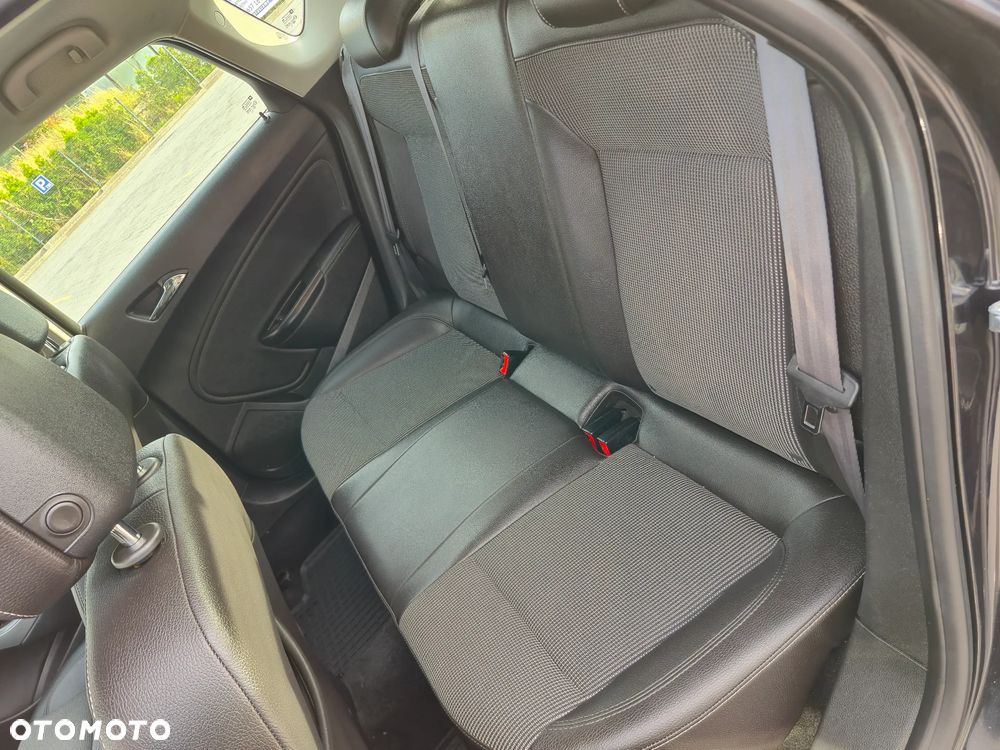 Opel Astra 1.4 Turbo Active - 32