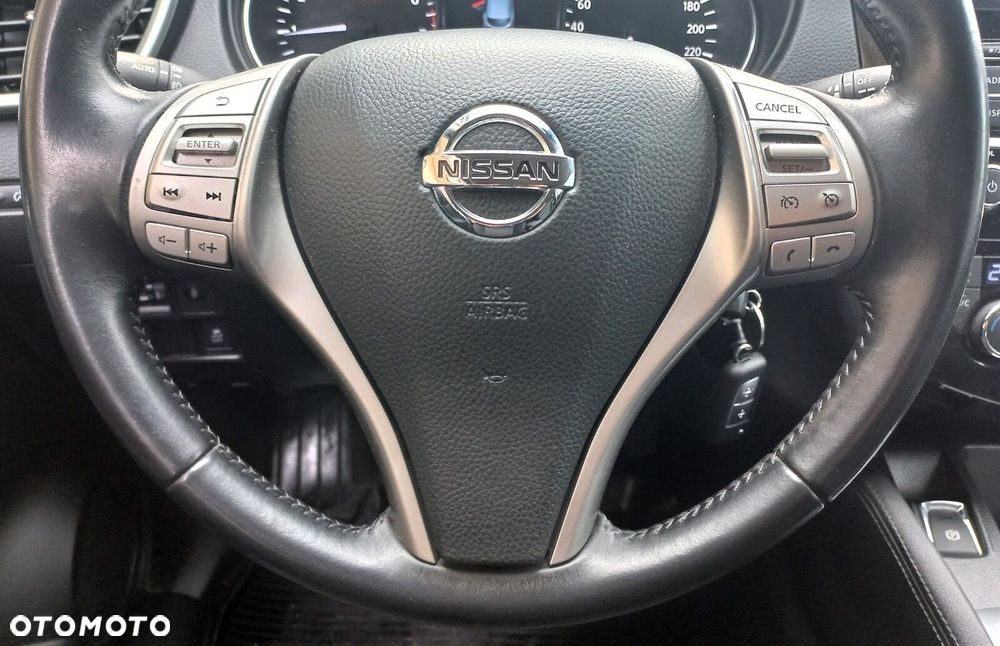 Nissan Qashqai - 16