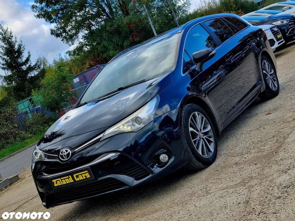 Toyota Avensis 2.0 D-4D Premium - 1