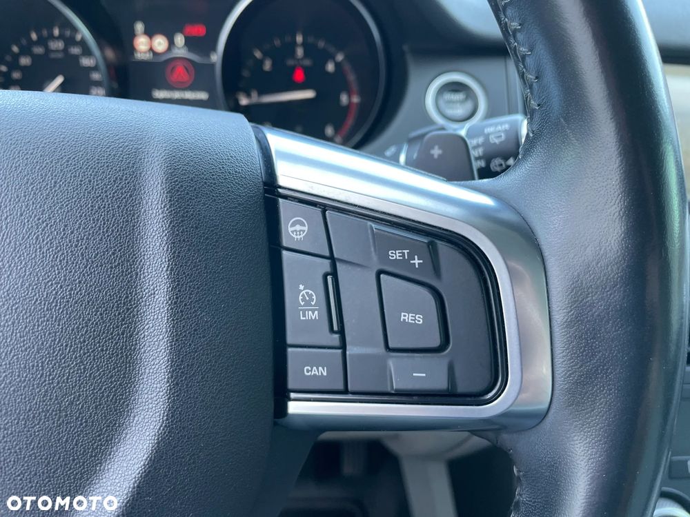 Land Rover Discovery Sport 2.0 D180 HSE - 37
