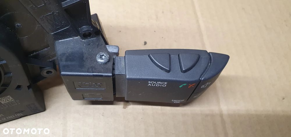 Przełącznik zespolony manetki pająk taśma Dacia Logan II 479452659R 255679575R - 5
