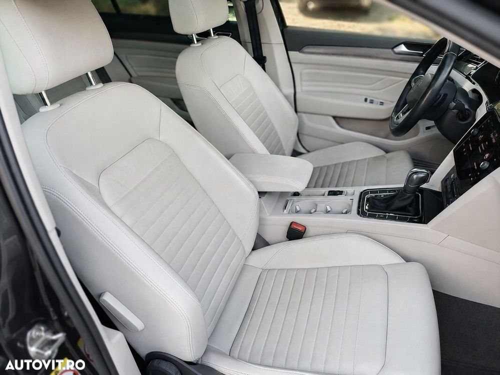 Volkswagen Passat Alltrack - 14