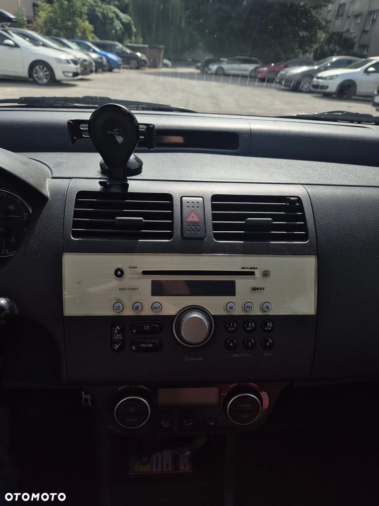Suzuki Swift - 5