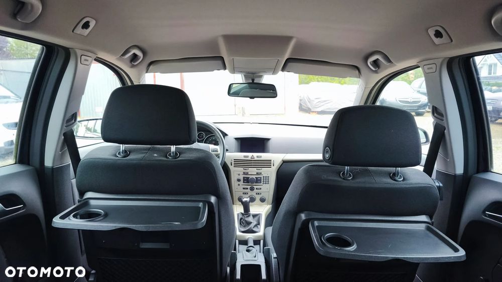 Opel Astra - 20