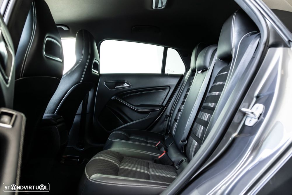 Mercedes-Benz CLA 200 - 28