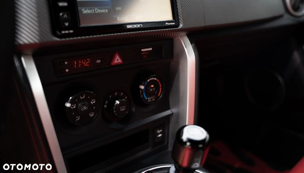 Toyota GT86 2.0 Premium - 9