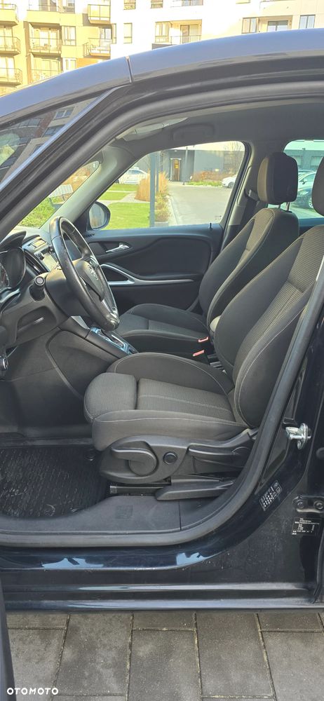 Opel Zafira - 26