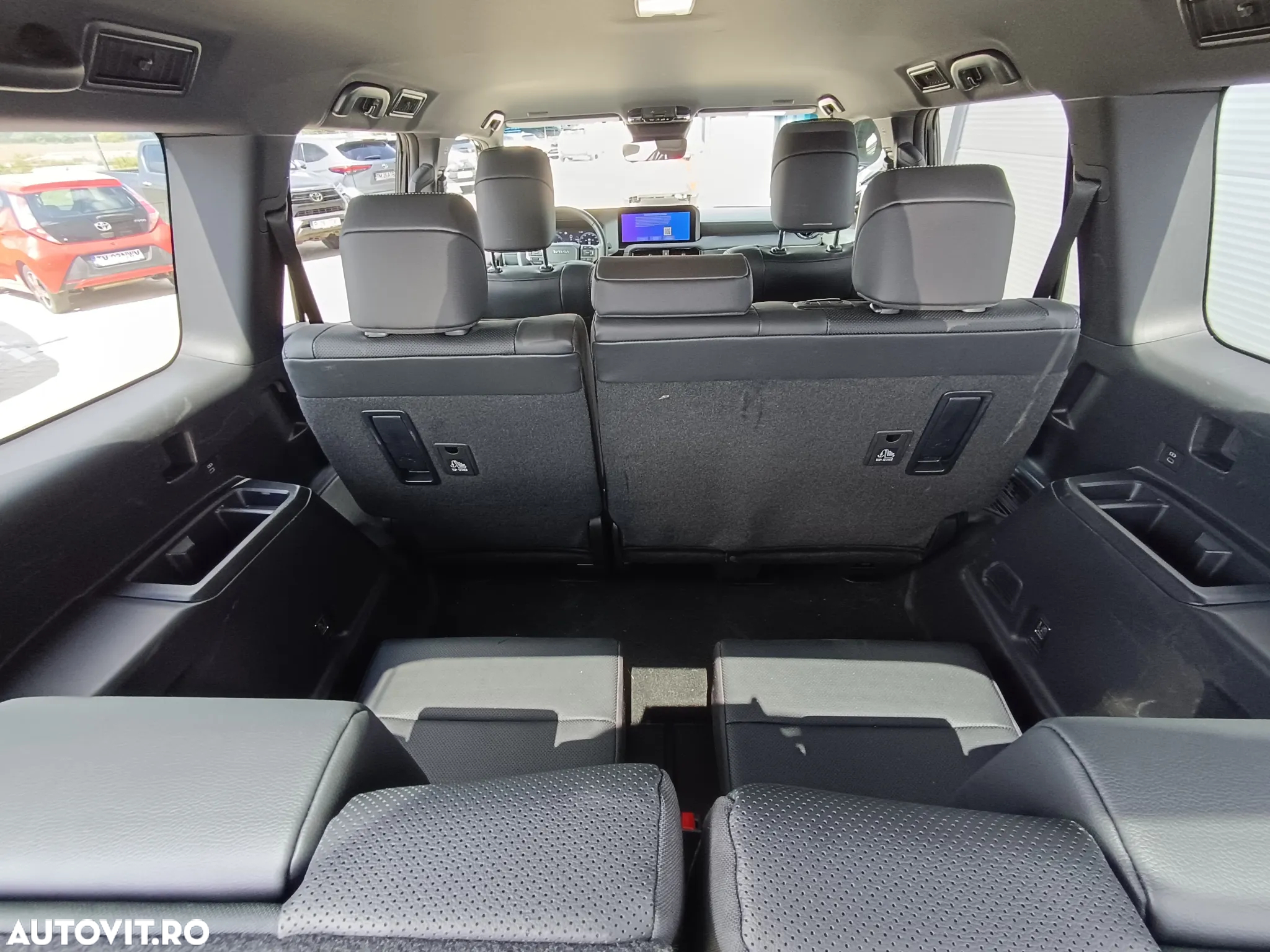 Toyota Land Cruiser 2.8l D-4D 204 CP A/T 7 locuri Executive - 13