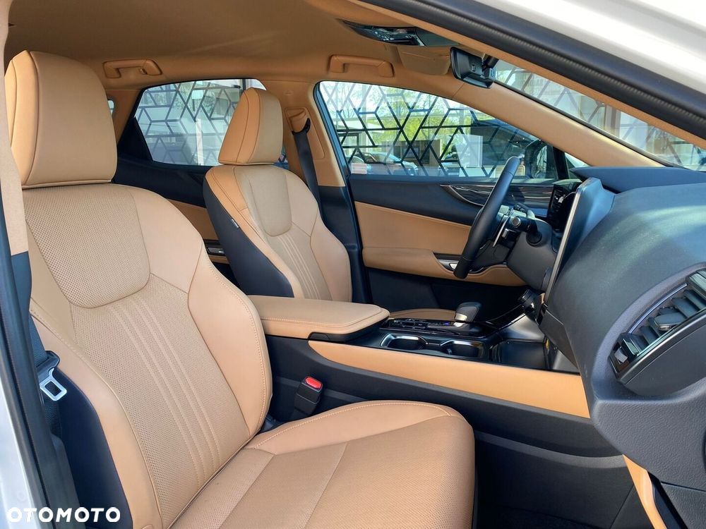Lexus NX 350h Prestige AWD - 26