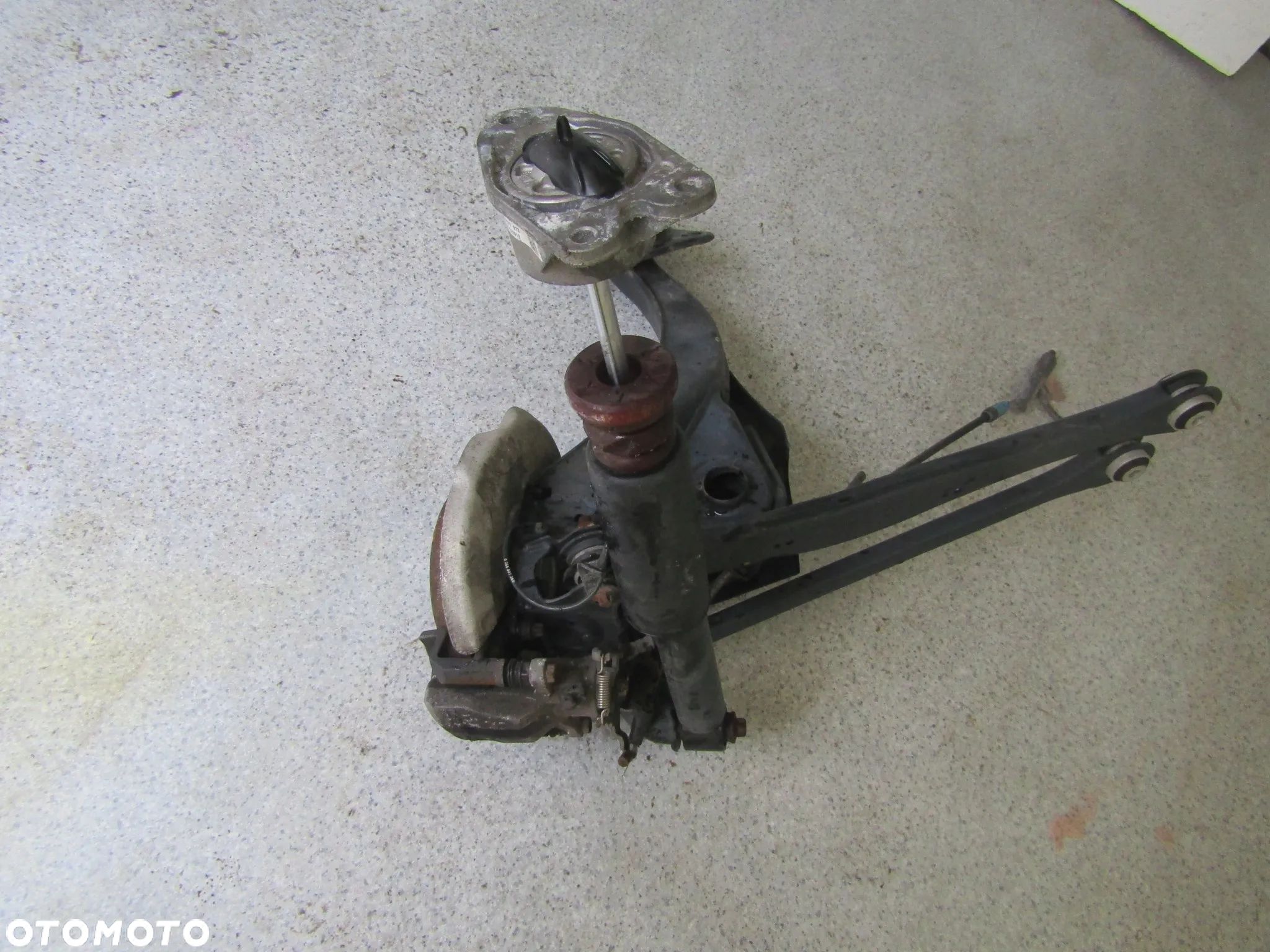 ZAWIESZENIE TYŁ LEWY MINI COUPER F55 F54  14 23 R - 1