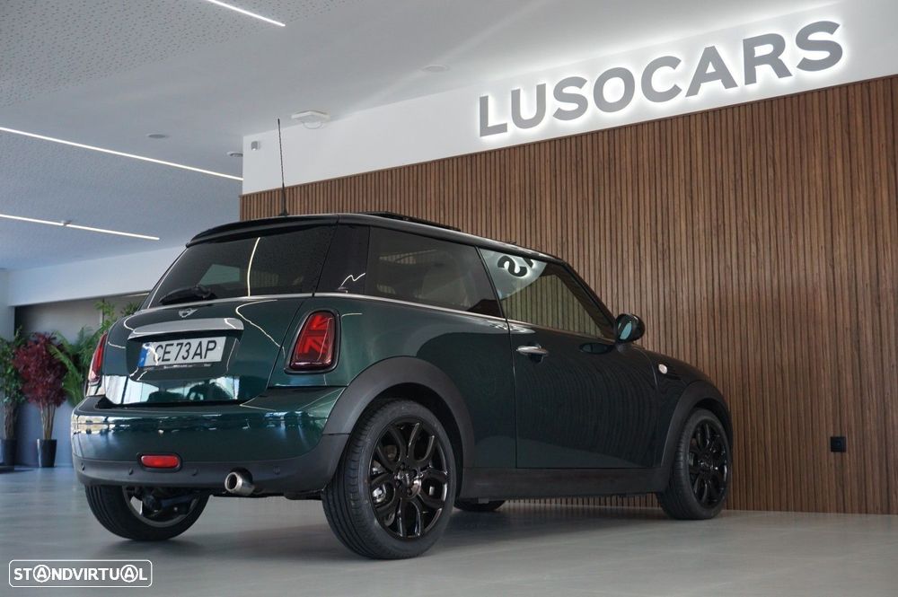 MINI 3 Portas Cooper D - 25