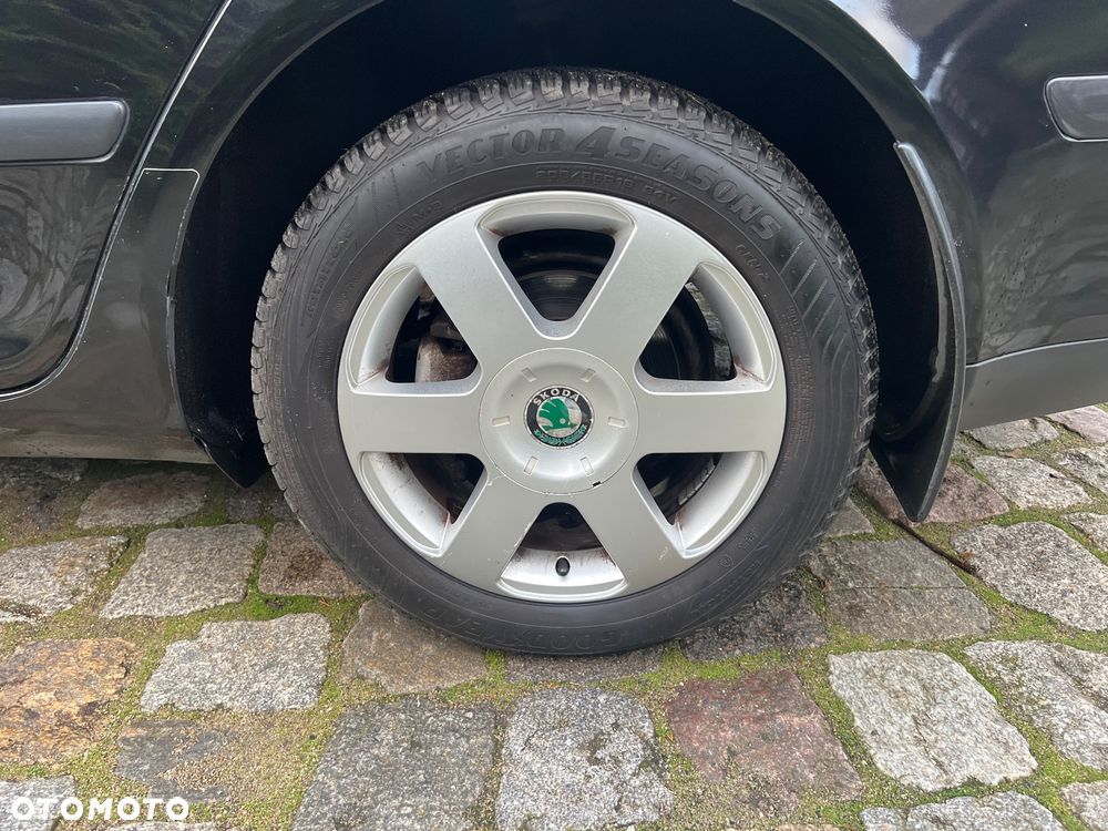Skoda Octavia 2.0 FSI Automatik Ambiente - 29