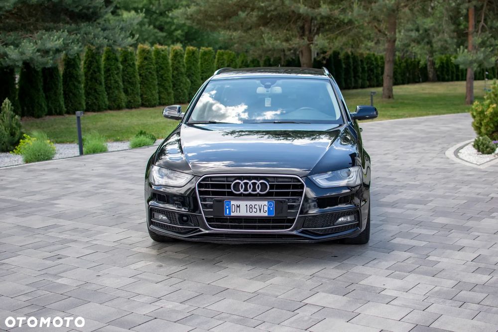 Audi A4 Avant 2.0 TDI DPF S line Sportpaket - 17
