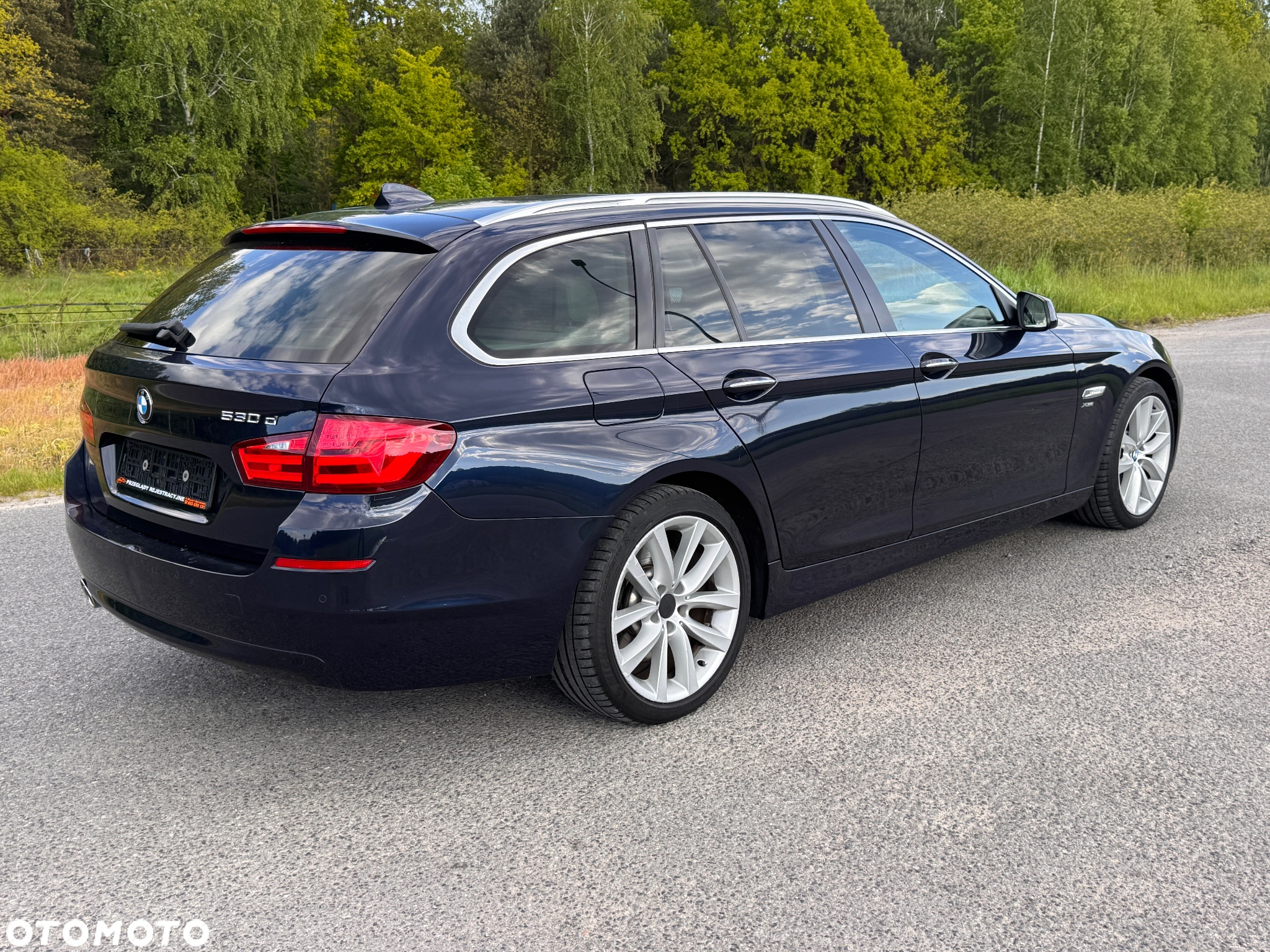 BMW Seria 5 530d xDrive Touring Luxury Line - 10