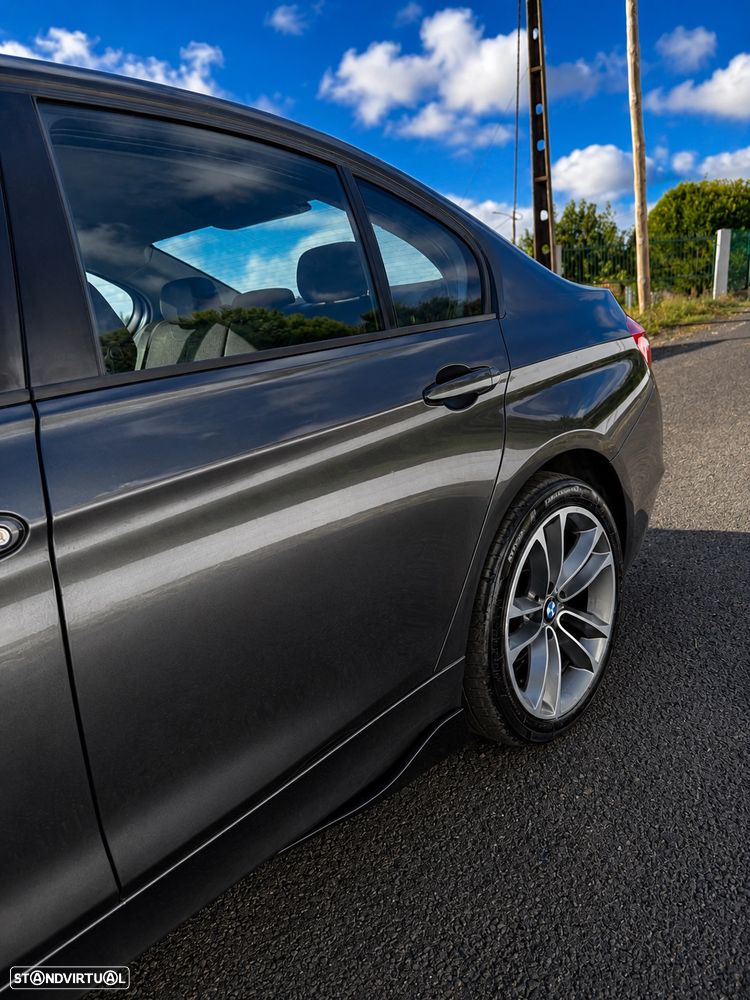 BMW 320 d EfficientDynamics Line Sport - 7