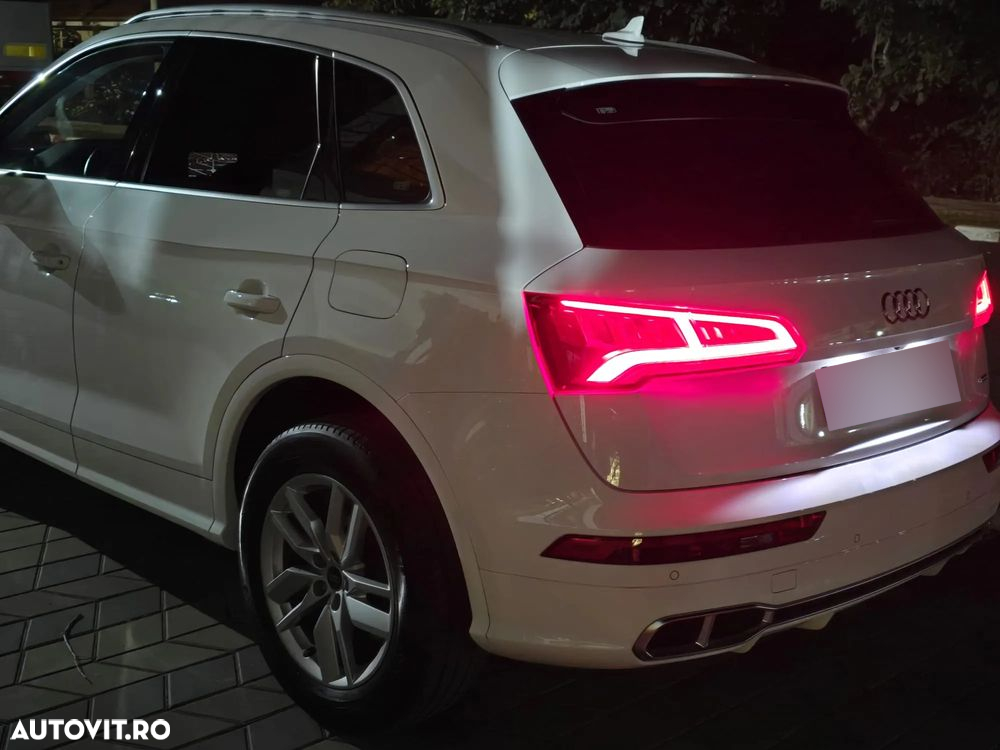 Audi Q5 50 TFSI e quattro S tronic - 4