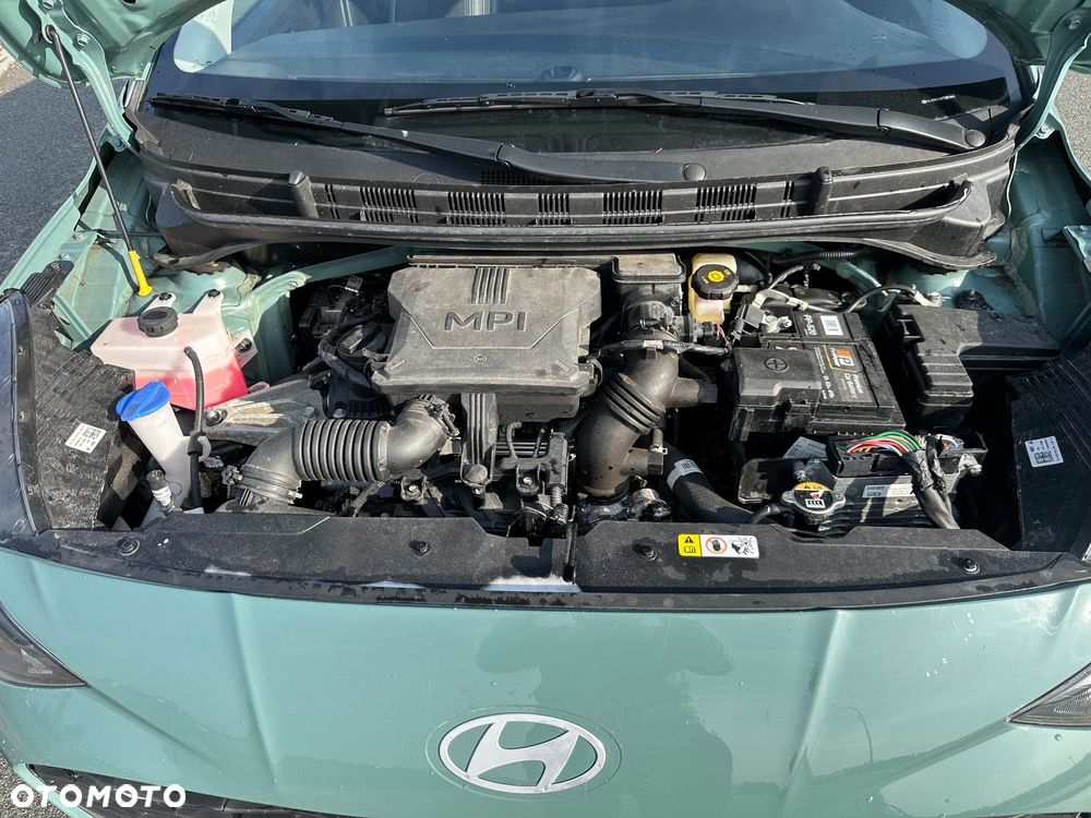 Hyundai i10 1.0 AMT Trend - 10