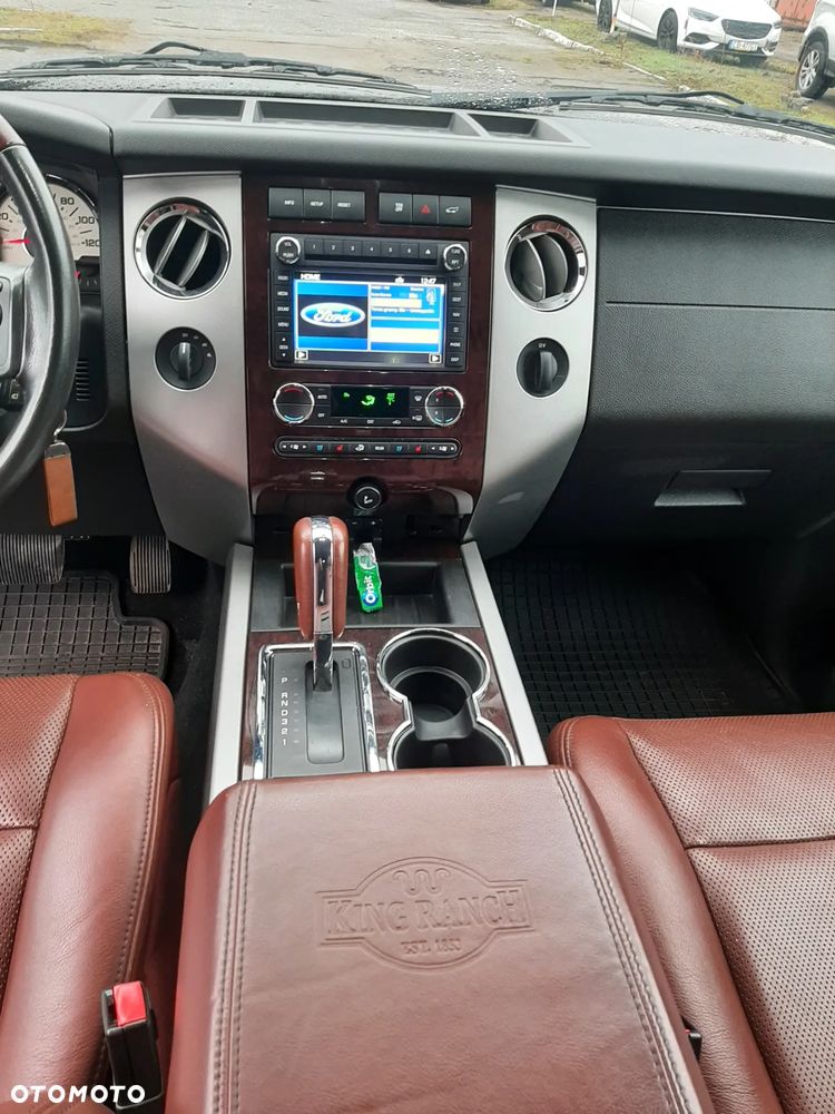 Ford Expedition - 10