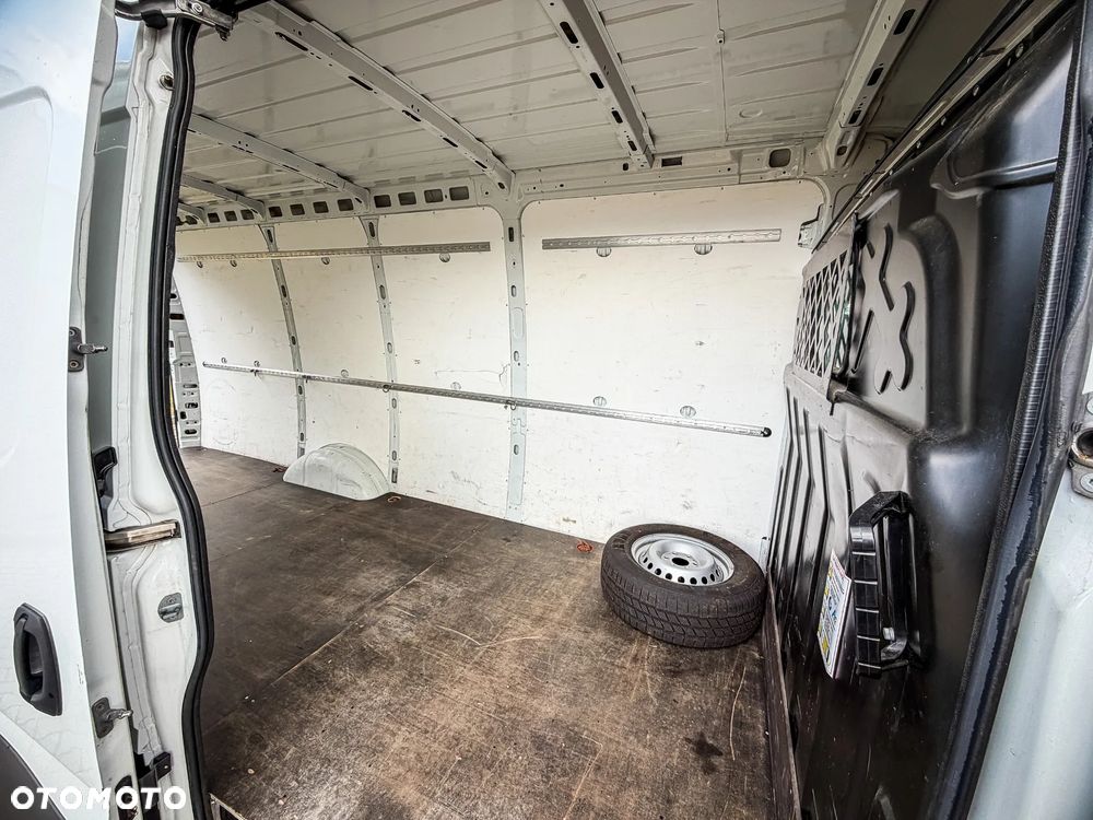 Iveco Daily 35S16 V 2.3 Diesiel 160 KM MT6 Furgon L4H2! - 33