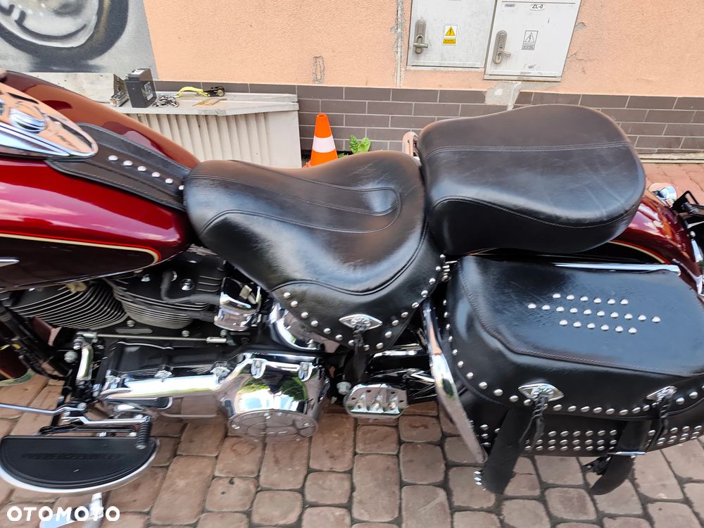 Harley-Davidson Softail Heritage Classic - 28