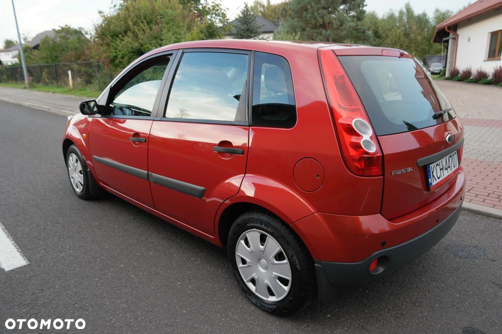 Ford Fiesta - 7