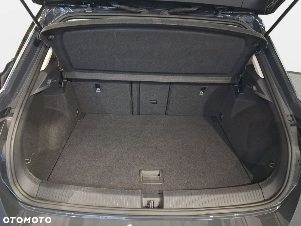 Volkswagen T-Roc - 15
