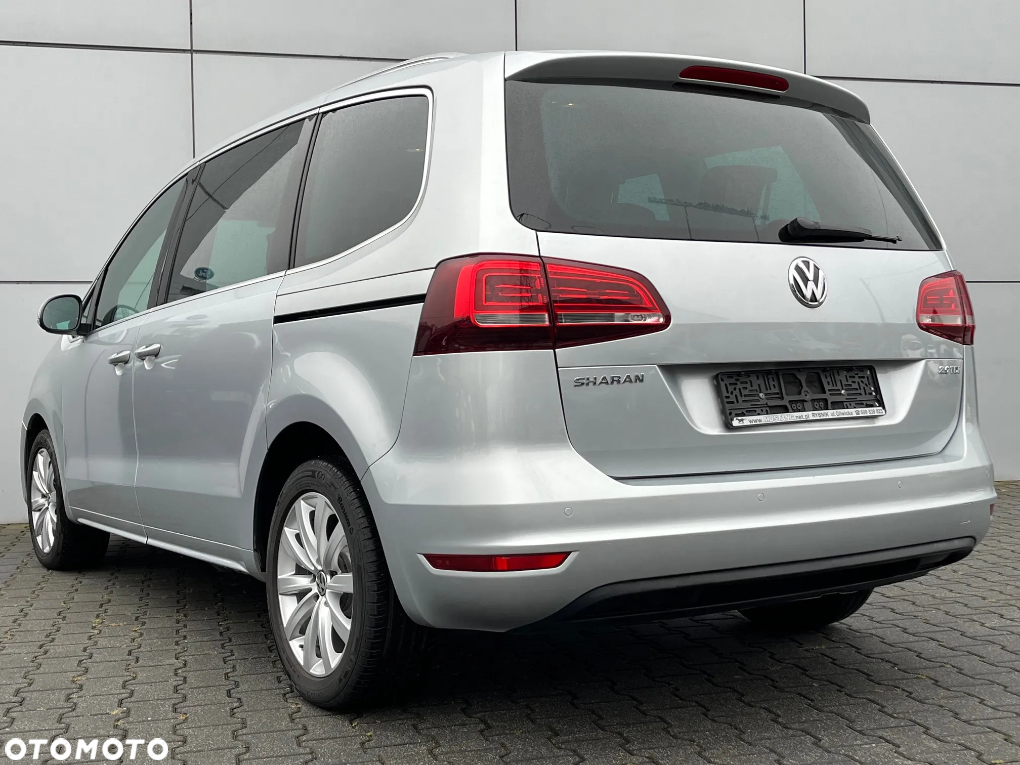 Volkswagen Sharan 2.0 TDI BMT Highline DSG - 9