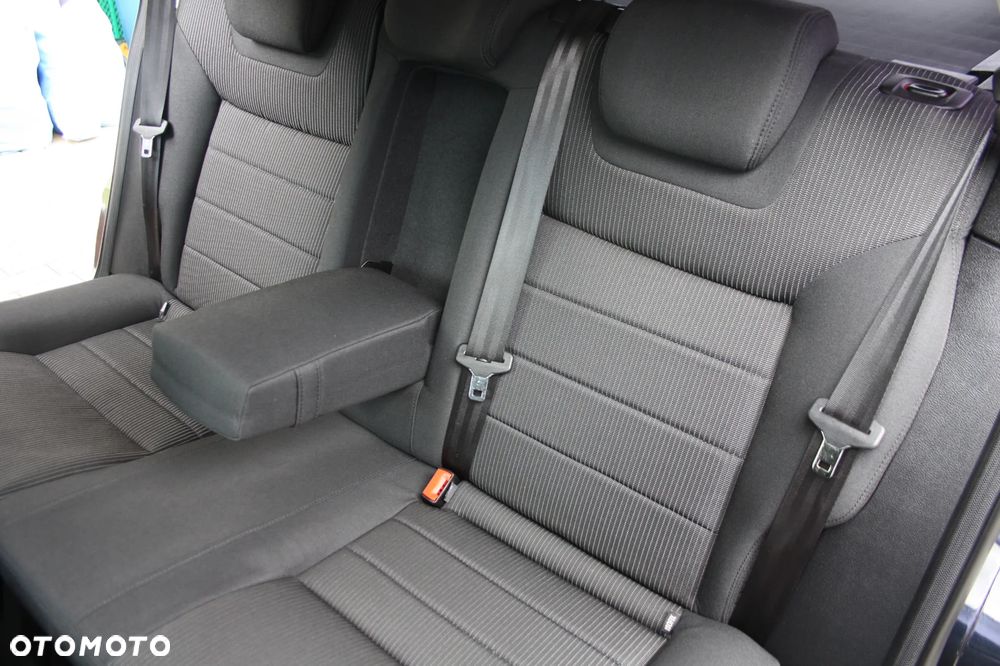 Ford Mondeo 1.6 T Ambiente - 11