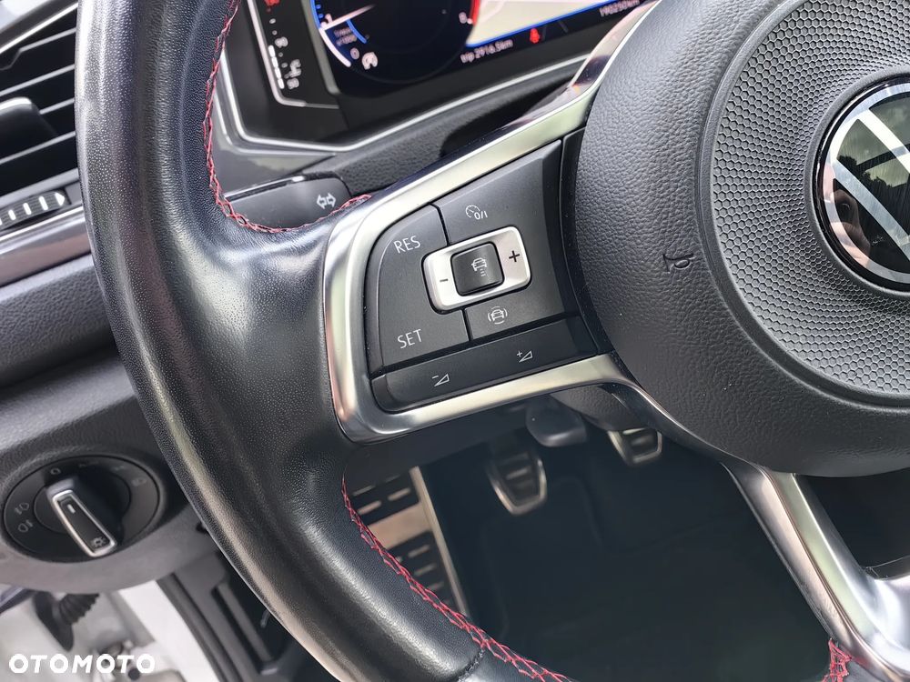 Volkswagen T-Roc 1.5 TSI ACT Premium - 15