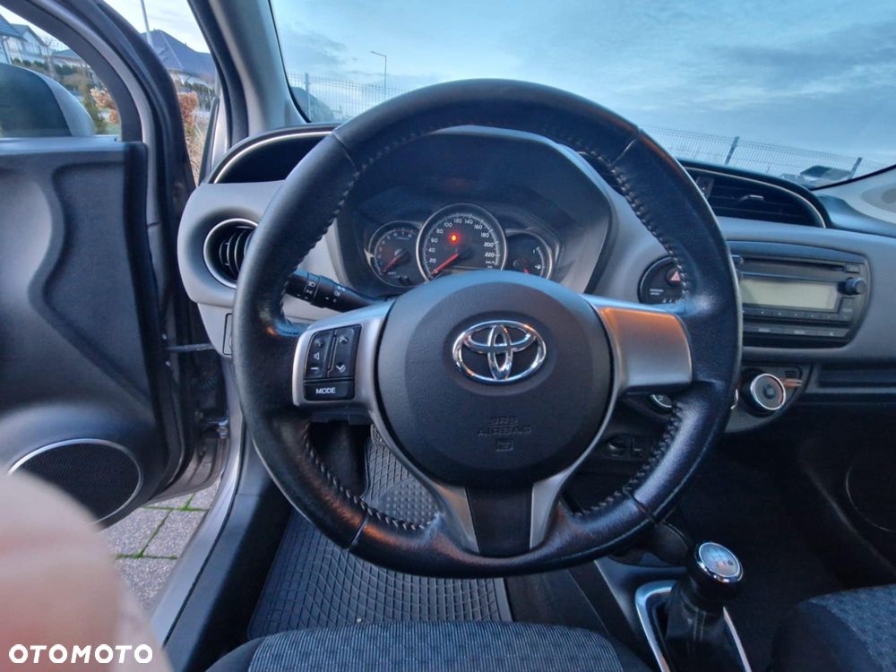Toyota Yaris 1.0 Life - 16