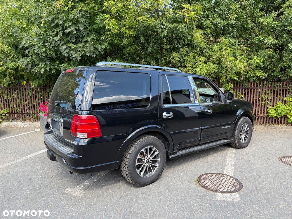 Lincoln Navigator 5.4 4WD - 27