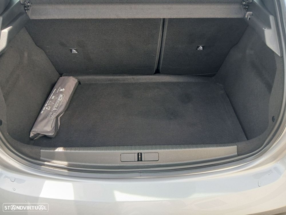 Peugeot 208 1.2 PureTech Active Pack - 8