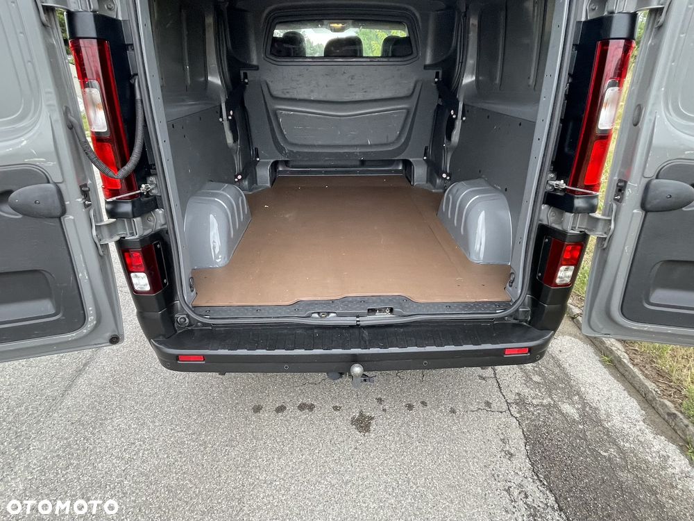 Renault Trafic - 22