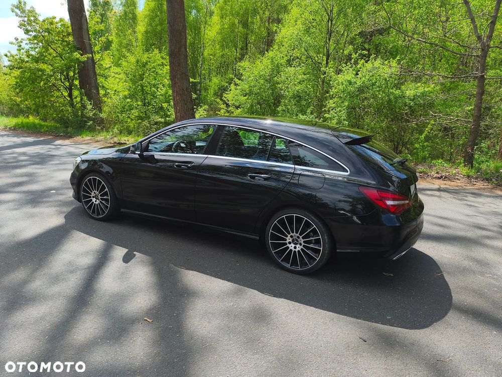 Mercedes-Benz CLA 180 AMG Line - 6