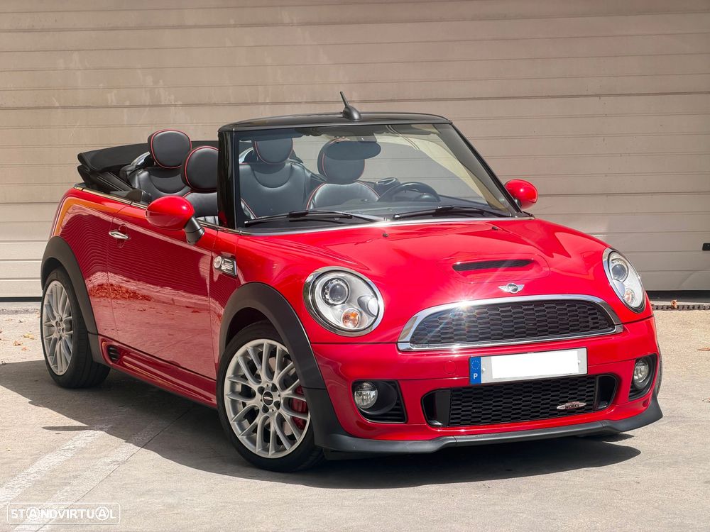 MINI Cabrio John Cooper Works - 4