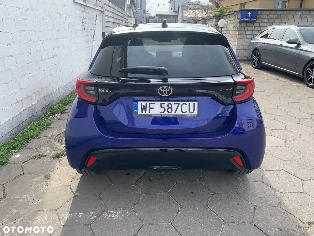 Toyota Yaris Hybrid 1.5 Executive - 11