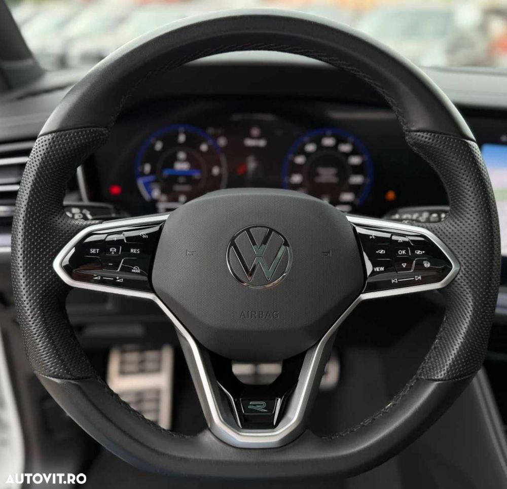 Volkswagen Touareg 3.0 V6 TDI SCR 4Motion Automatik R-Line - 26