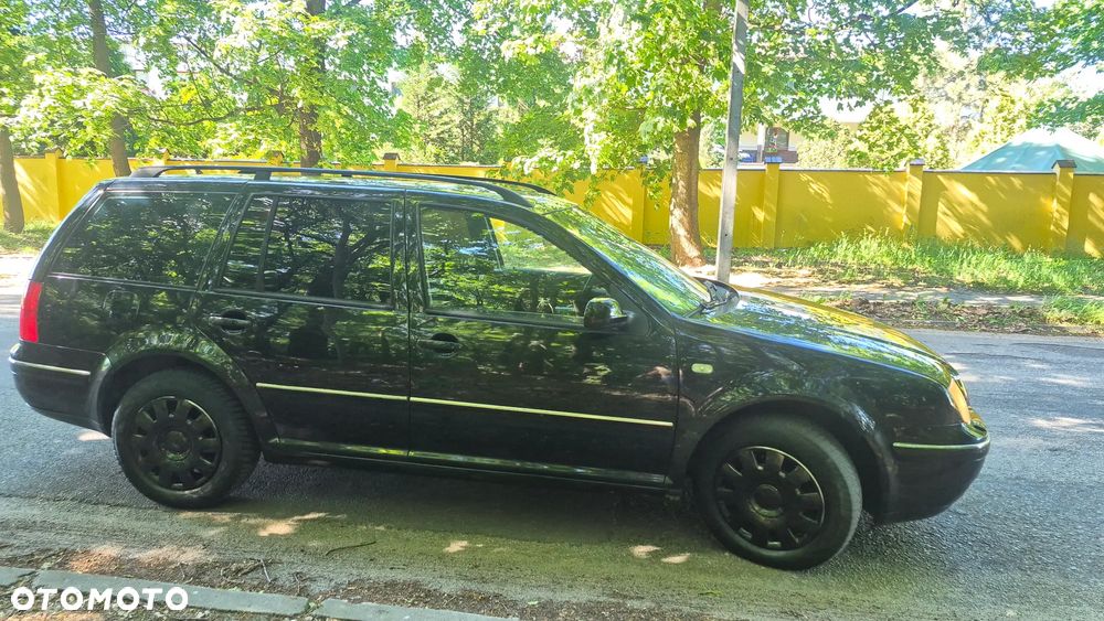 Volkswagen Bora Variant 2.0 - 11