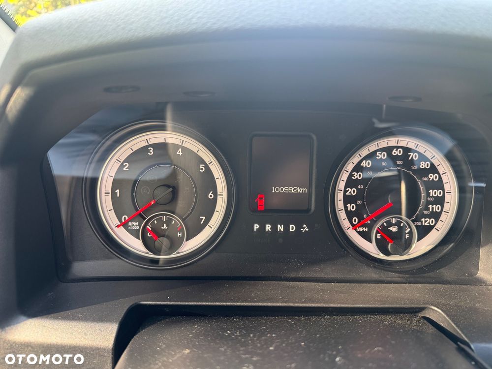 Dodge RAM 5.7 4x4 - 10