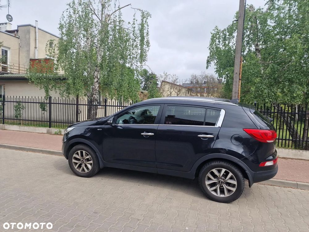 Kia Sportage 2.0 CRDI L AWD - 4
