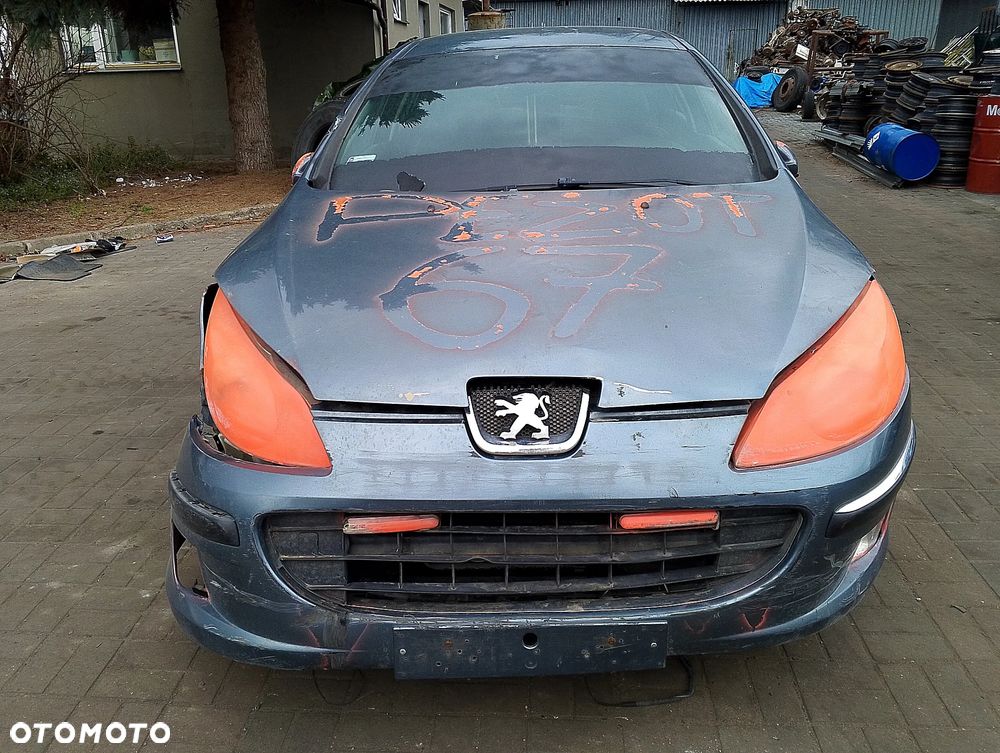 Peugeot 407 I Przed Lift (04-08r.) 2.0D 136KM. Silnik RHR (DW10BTED4) Skrzynia 20HZ32,  CP23X66,  CD58X71,  4HP20,  2222JS,  2223PW lakier EZWD.Cały na części. GWARANCJA !!! Przód Tył Zestaw Komplet Drzwi Klapa Zderzak Błotnik Maska Grill Atrapa Szyba Pas Lampa Lusterko Boczki Fotel Kanapa Kokpit Deska Rozdzielcza Przełącznik Włącznik Sterownik Przewody Wiązka Instalacja Moduł Komputer Czujnik Listwa Pompa Alternator Wtryski Głowica Rozrusznik Kompresor Sprzęgło Dwumas Silnik Skrzynia ABS Klimatyzacji Paliwa Wspomagania Kolektor Turbina Przepustnica Zawór Chłodnica Koło Hak Belka Sanki Zawieszenie Mcpherson Półoś Amortyzator Wydech Tłumik Zacisk Most - 2
