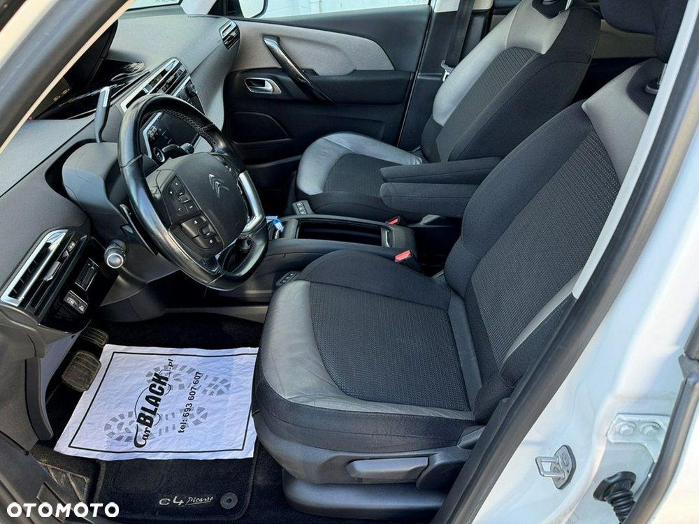Citroën C4 Picasso - 25