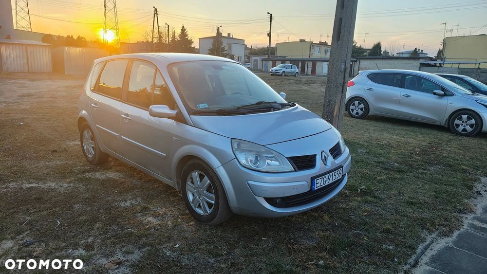 Renault Scenic 1.9 dCi Expression - 1