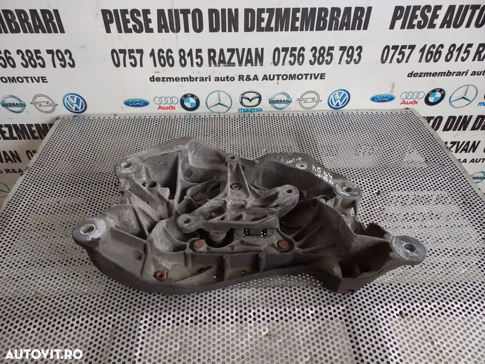 Suport Cutie Viteze Audi A8 4H D4 3.0 Tdi An 2010-2011-2012-2013-2014-2015-2016-2017 Dezmembrez Audi A8 4H D4 Volan Stanga 3.0 Tdi Quattro Motor CDT Cutie MXU - Dezmembrari Arad - 1